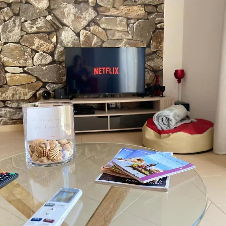 Apartment Live, Work And Relax Near *