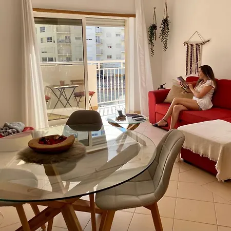 Apartment Live, Work And Relax Near Armacao de Pera