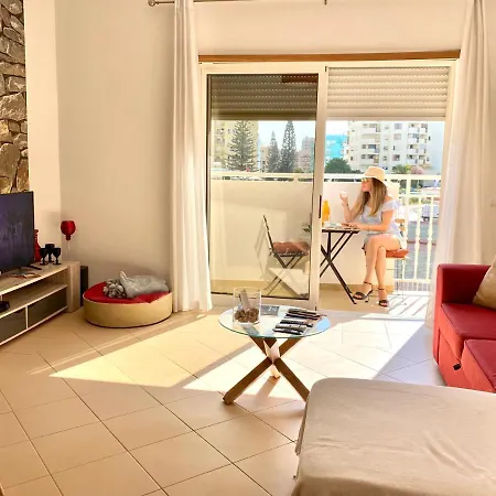 Apartment Live, Work And Relax Near *